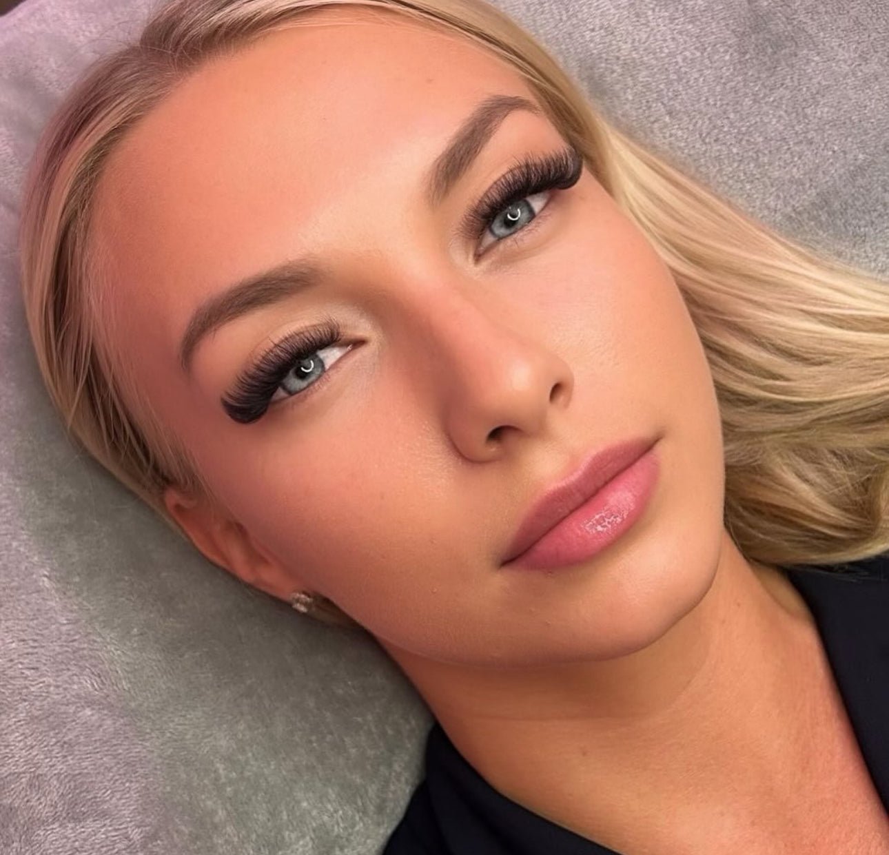 5D Short Stem Volume Fans - 0.07 C&D, 0.10 D | Meraki - Meraki Lashes and Beauty