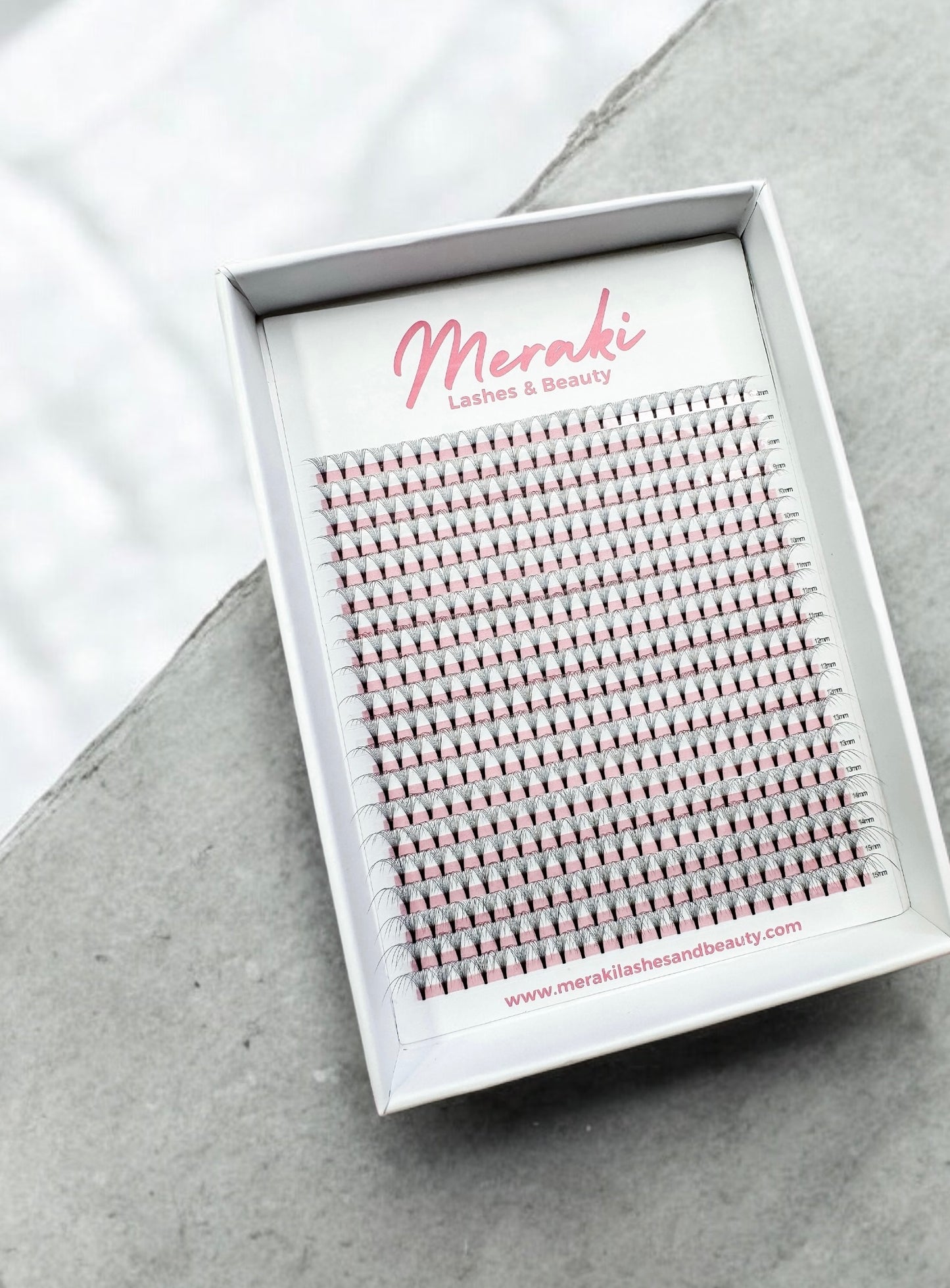 10D Short Stem Volume Fans - 0.05 D Curl | Meraki - Meraki Lashes and Beauty