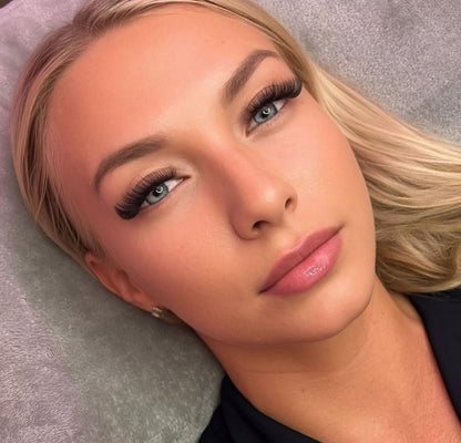 Short Stem Try Me Bundle - Volume - Meraki Lashes and Beauty