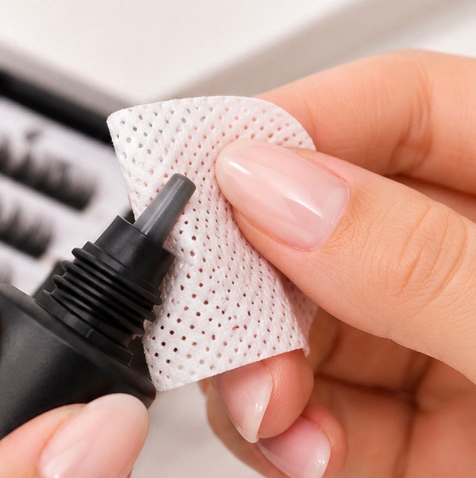 Lint Free Wipes - White - Meraki Lashes and Beauty