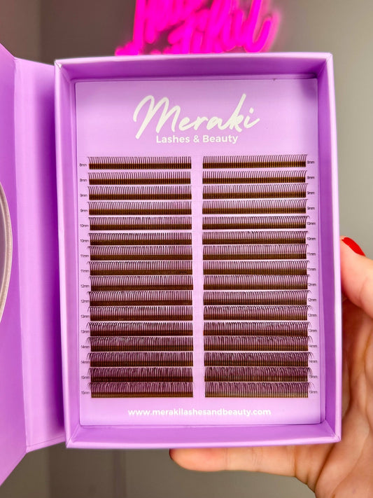 Brown Angel 0.07 Closed Premade Fans - Meraki Lashes and Beauty