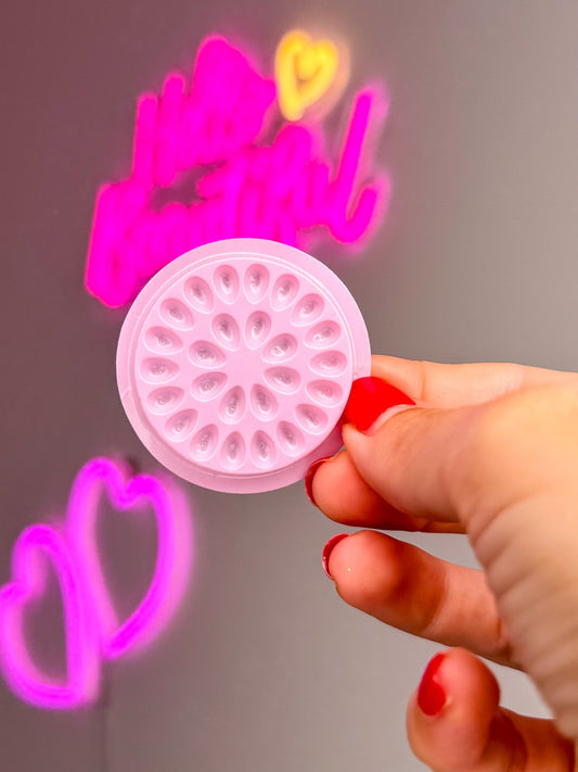 Glue Flower Palette – Pink 100 Pack - Meraki Lashes and Beauty