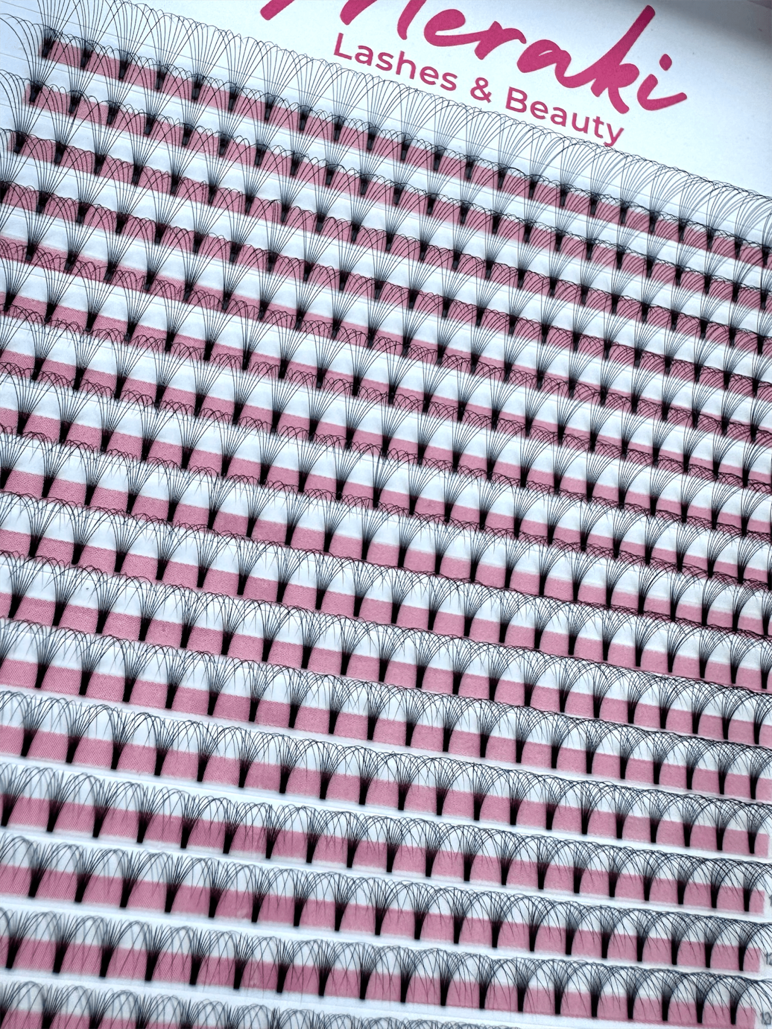 Short Stem - 9D - 0.05 - D Curl - Meraki Lashes and Beauty