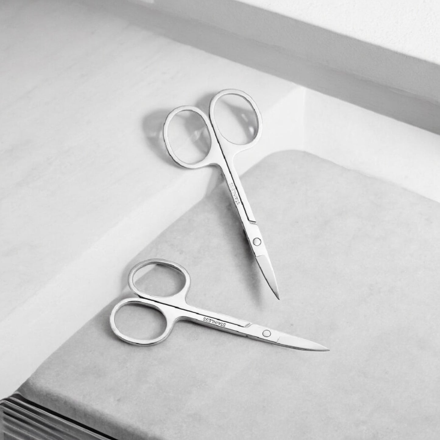 Stainless Steel Precision Scissors – Grooming & Beauty Trimming Tool for Brows & Facial Hair