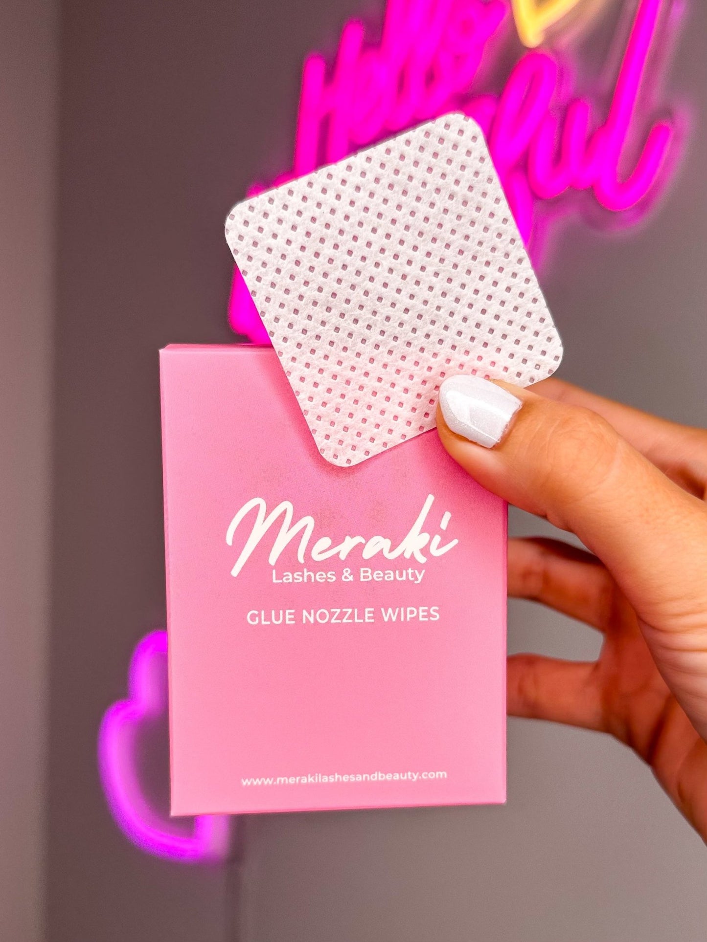 White Lint Free Glue Nozzle Wipes 200 Pack - Meraki Lashes and Beauty