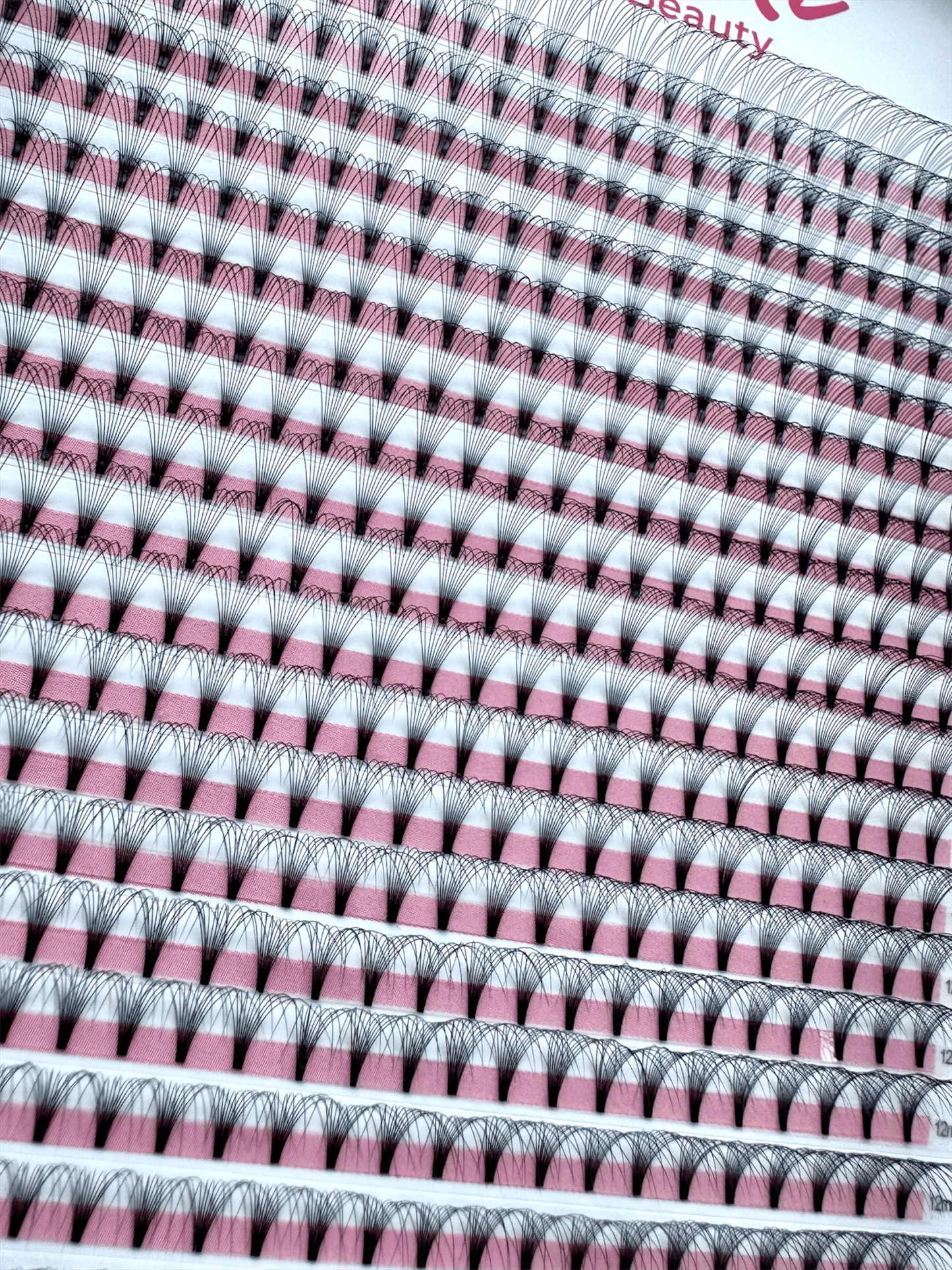 Short Stem - 10D - 0.05 - D Curl - Meraki Lashes and Beauty