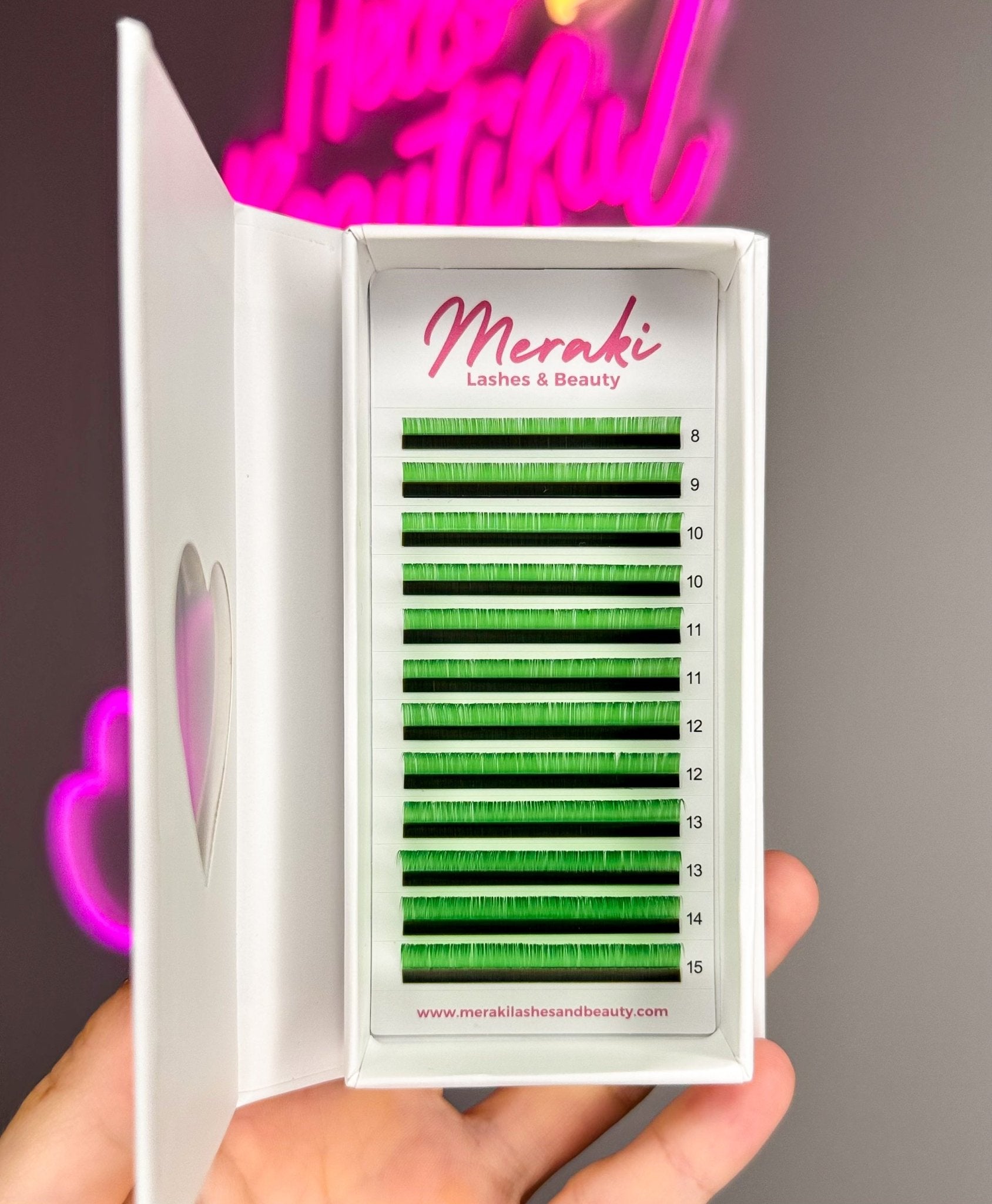 Green 0.05 Volume Lashes - Meraki Lashes and Beauty